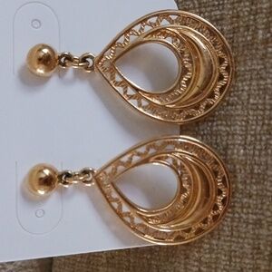 Gold Tone Tear Drop Earrings